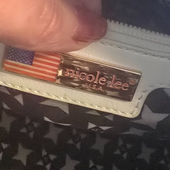 Nicole Lee U.S.A. Large White Studded Tote Bag – Spacious Shopper with Gold Hard - Picture 4 of 10